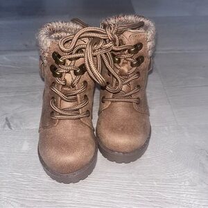Sugar light brown toddler boots sz 5